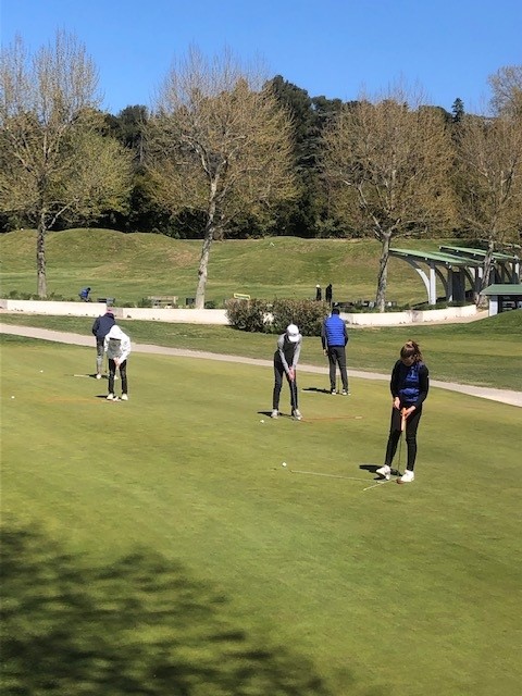 stages de golf junior pendant les vacances scolaires Golf Bastide de la Salette
