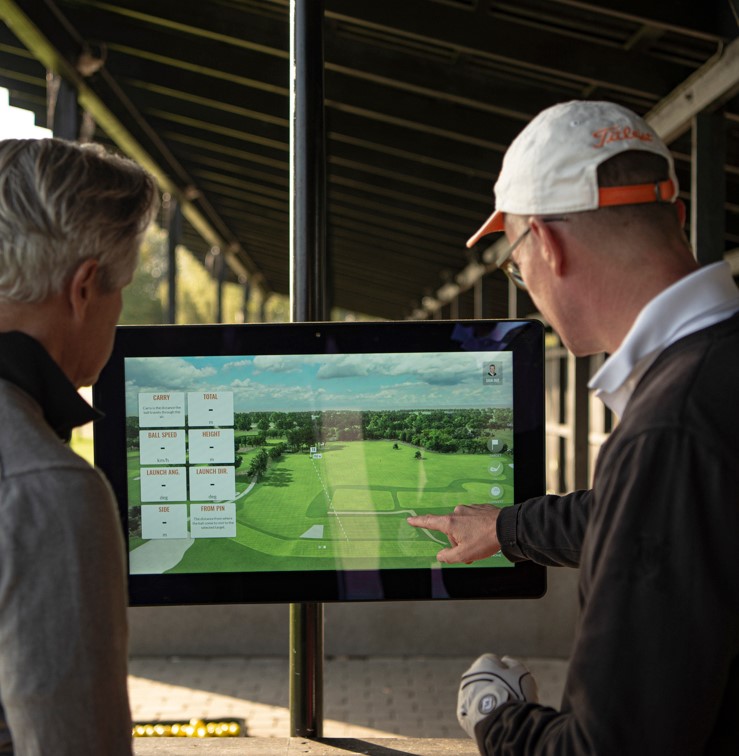 S'amuser au golf à Marseille, simulateur de golf Marseille, activité Provence