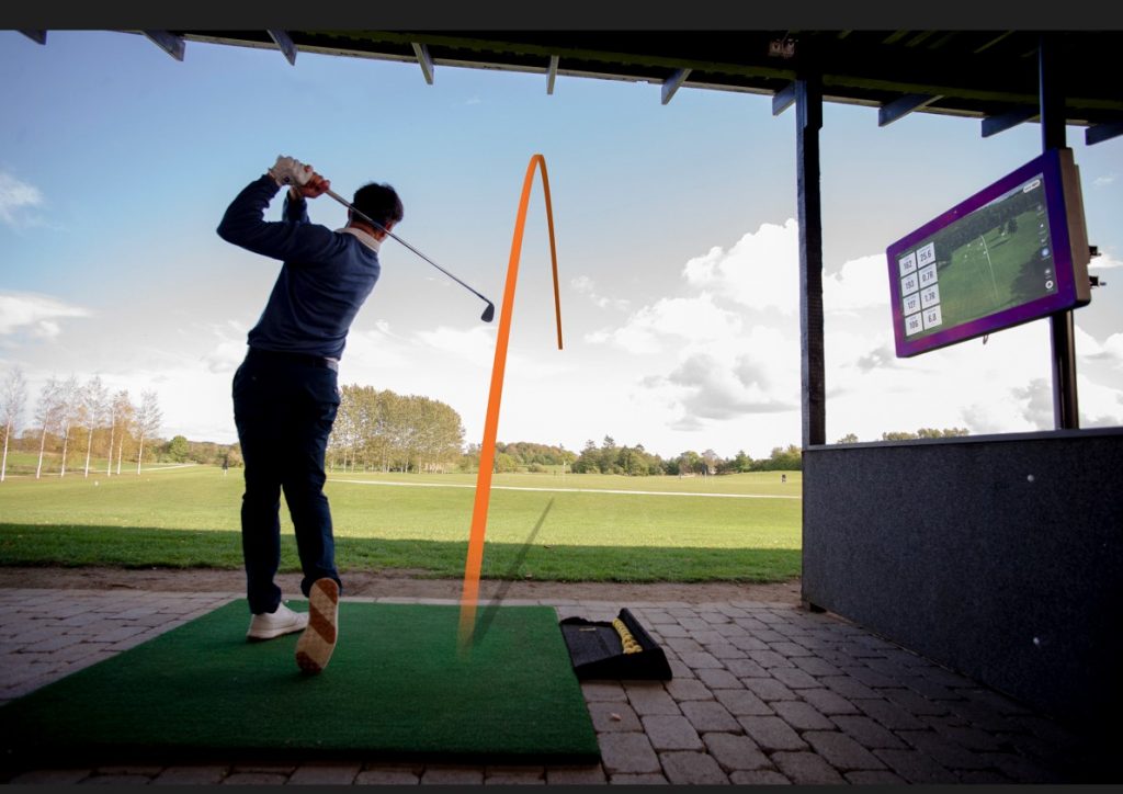 S'entrainer au golf à Marseille, golfeur Marseille TrackMan en Provence