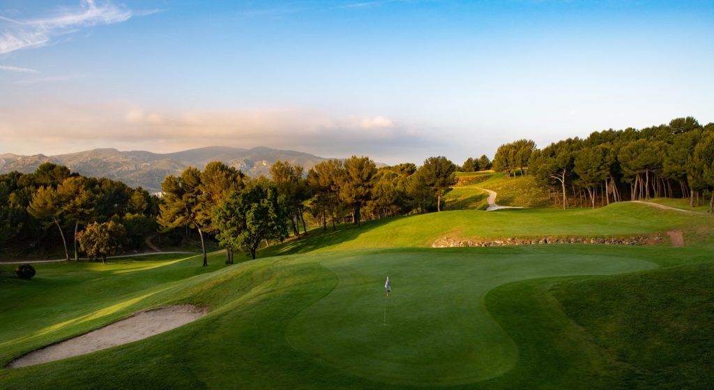 Devenez membre au Golf Bastide de la Salette à Marseille