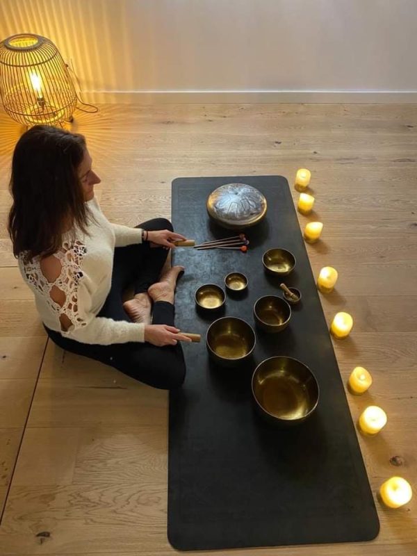Séance de yoga Voyage Sonore avec Estelle Sodi