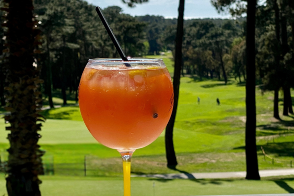 Suivi d'un cocktail