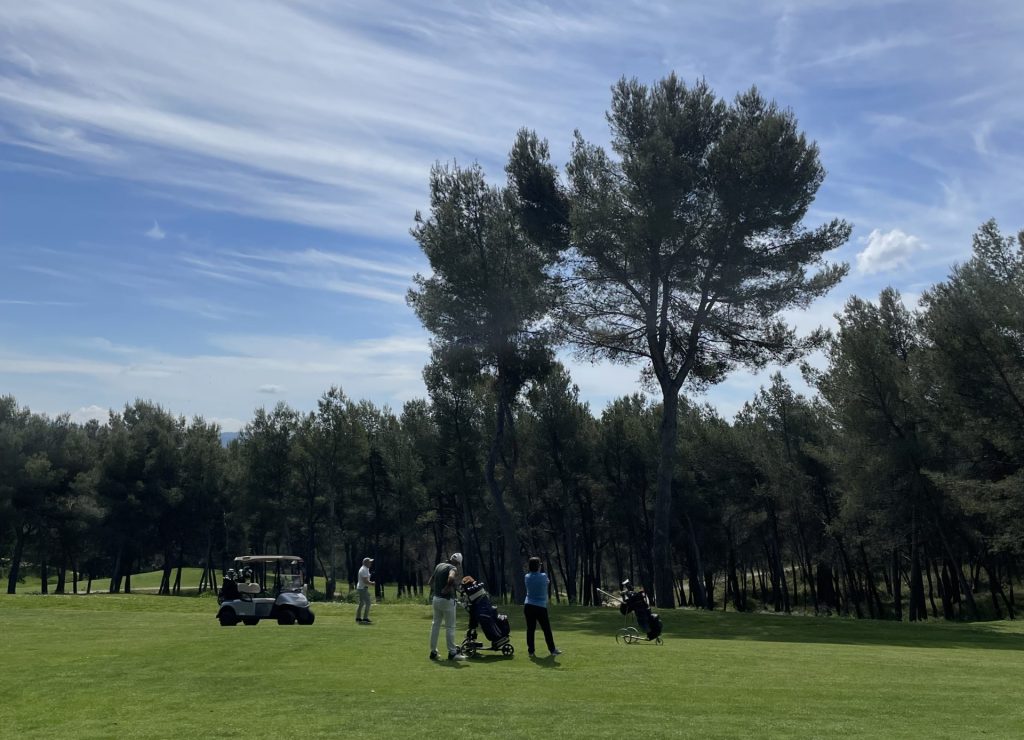 Devenir membre du Golf Bastide de la Salette : bien plus qu’un abonnement, une expérience privilégiée